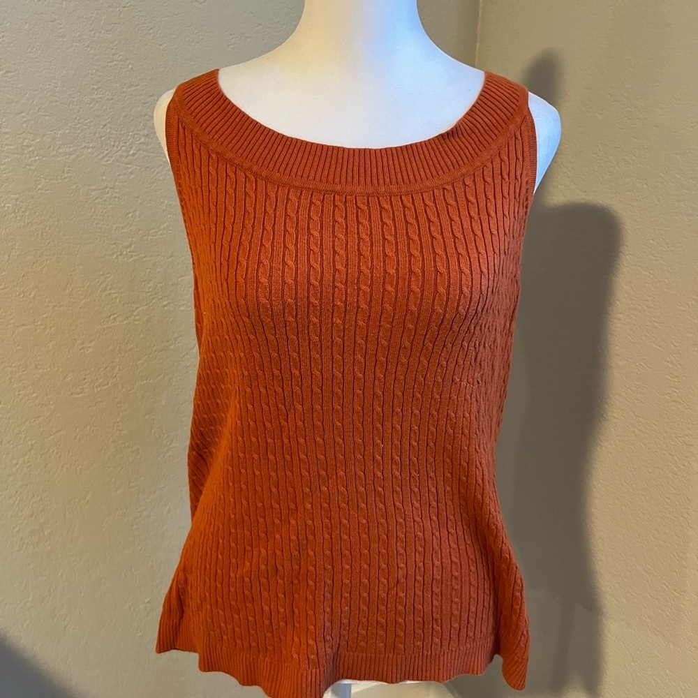 JEANNE Pierre Orange Sweater Vest